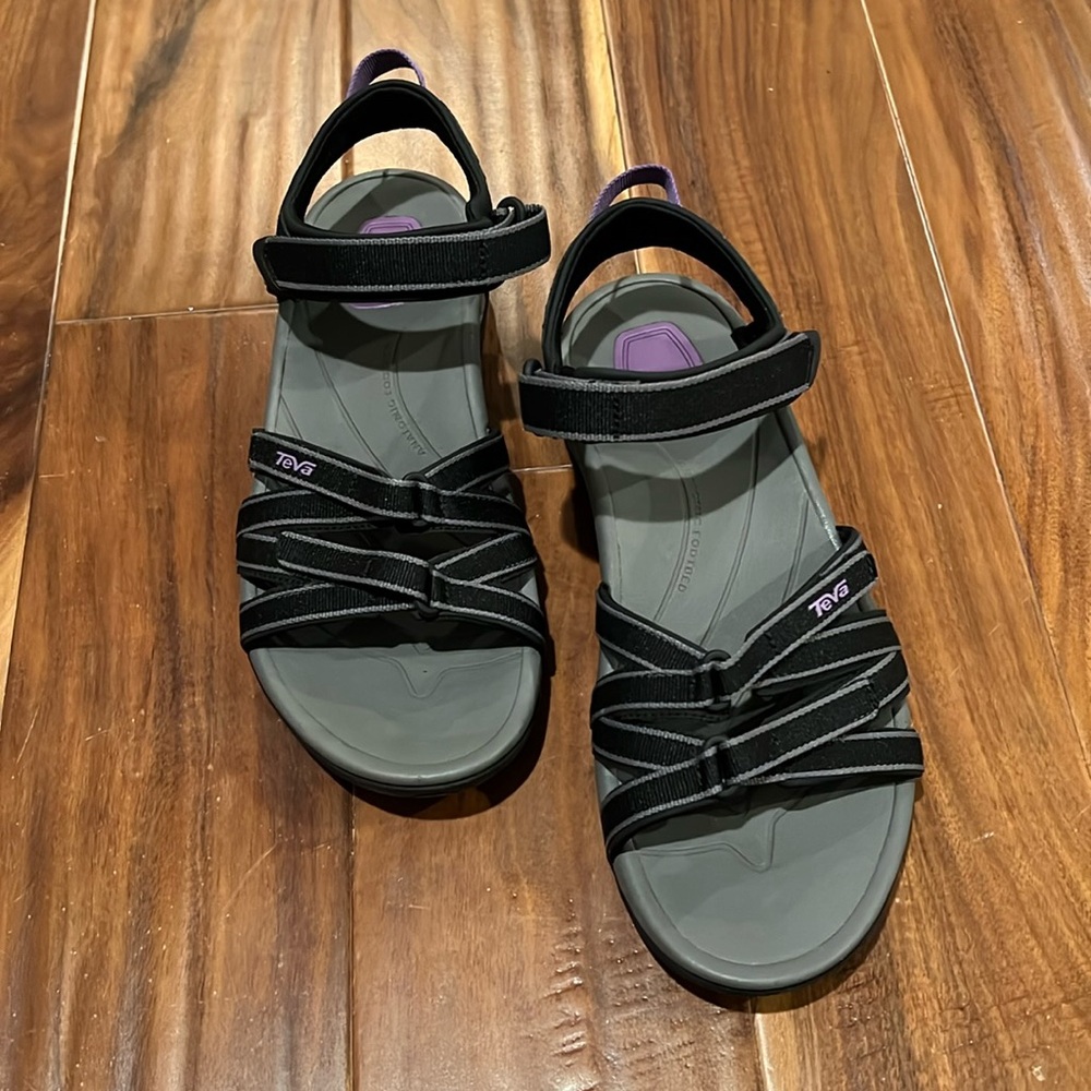 Teva Women’s Tirra Sandal